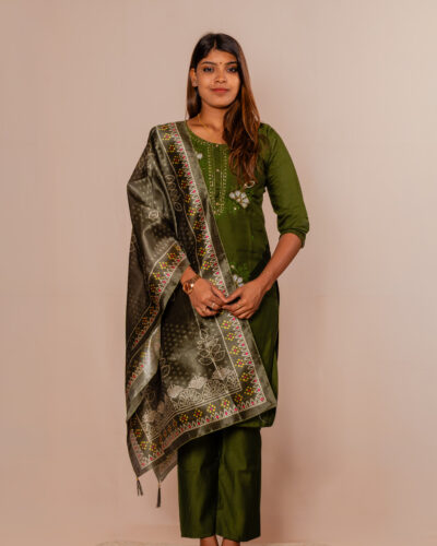 Dark Green Chudidhar set
