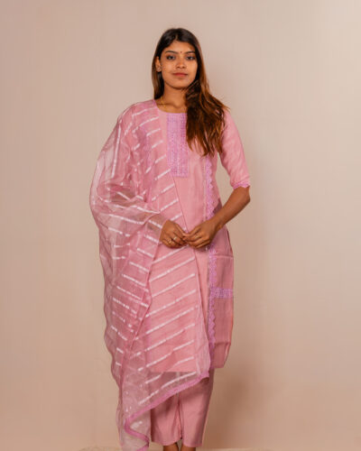 Pink Chudidhar set
